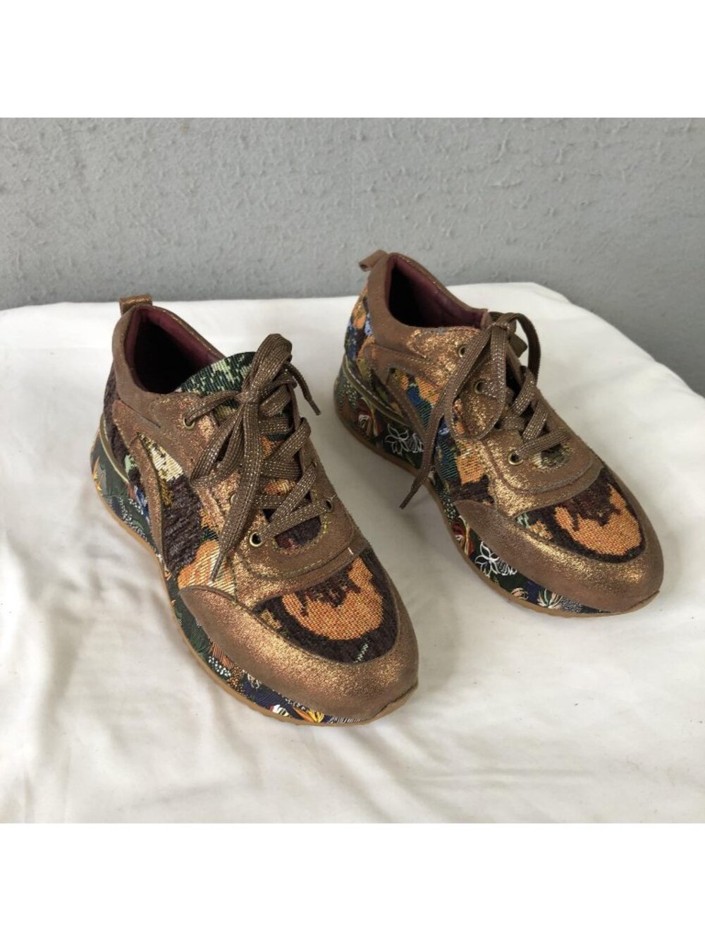 L'Artiste By Spring Step Shoes Womens Size 9.5 Multicolor Floral Sneaker Comfort